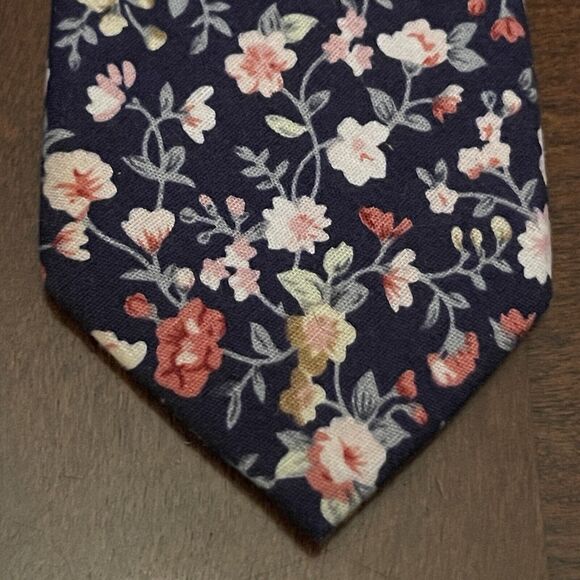 Penguin Blue Pink 100% Cotton Men’s Neck Tie Made In China - Picture 1 of 9